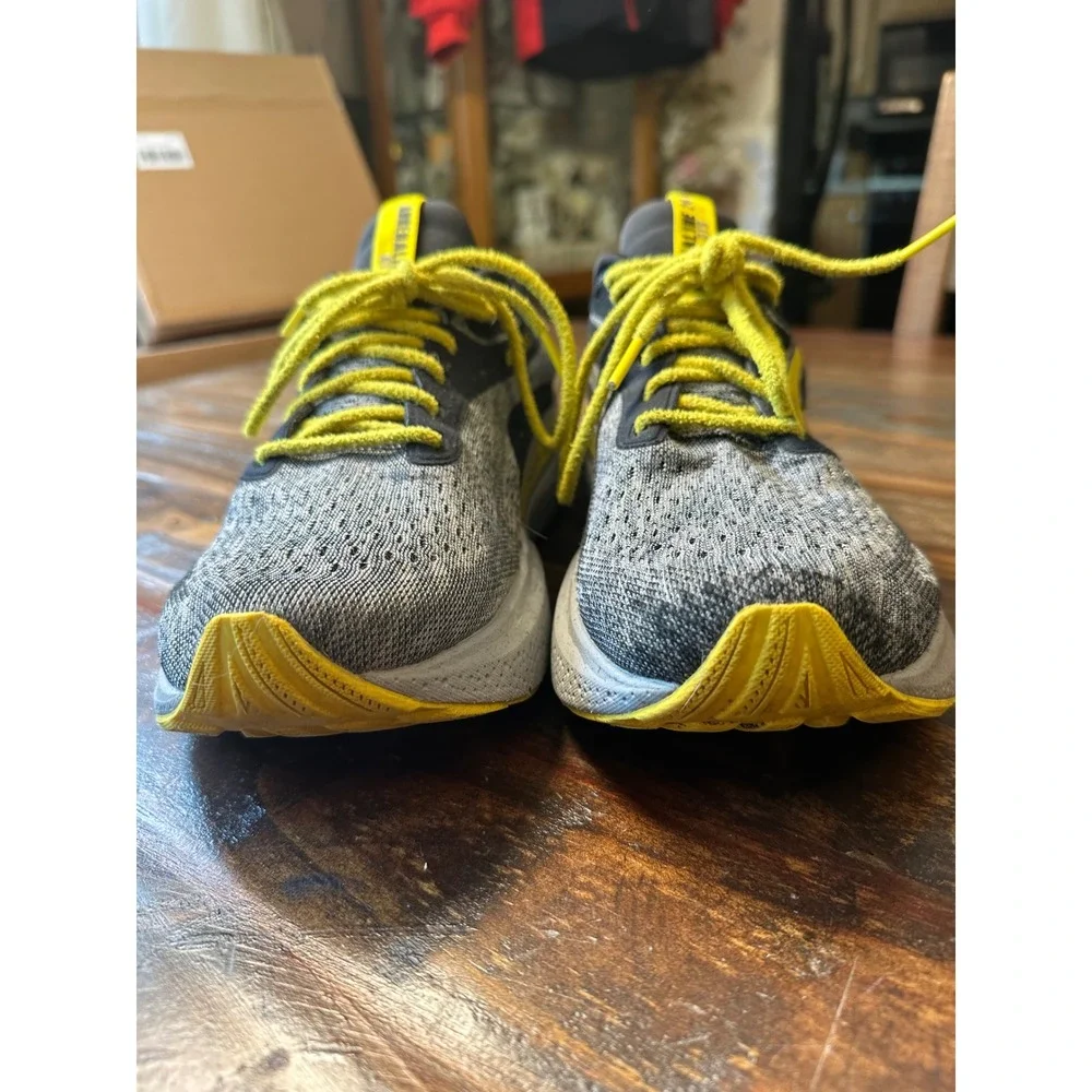 Brooks Adrenaline GTS 24 Men 9 Running Shoes Pittsburgh Special Edition Marathon